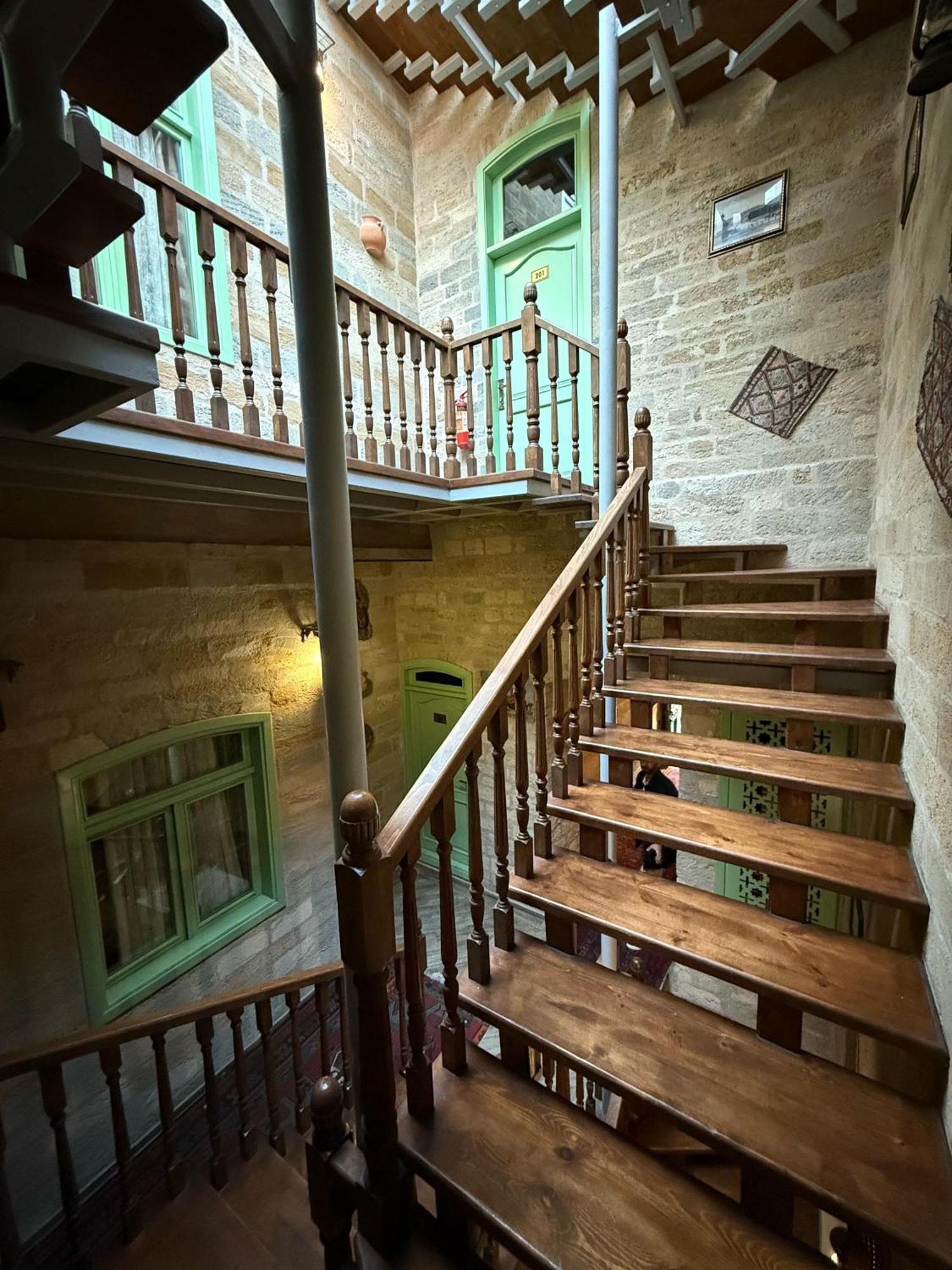 Sazeli Old Baku Hotel Exterior photo